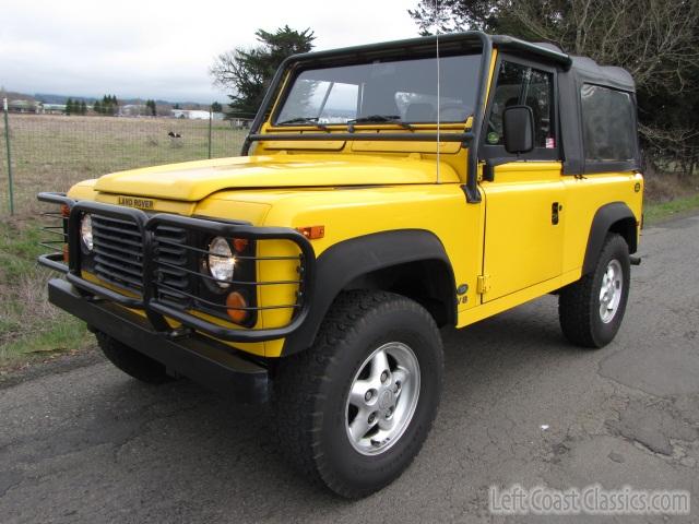 1995-land-rover-defender-90-001.jpg