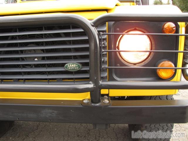 1995-land-rover-defender-90-072.jpg