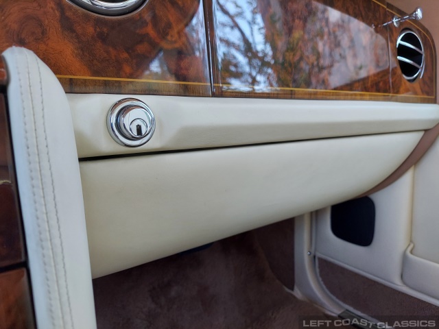 1996-rolls-royce-silver-spur-iii-138.jpg