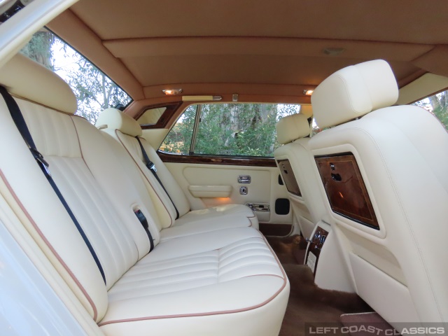 1996-rolls-royce-silver-spur-iii-156.jpg