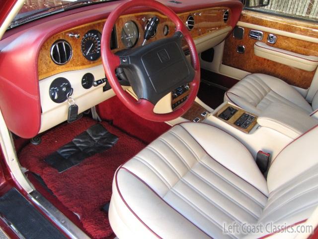 1996-rolls-royce-silver-spur-070.jpg