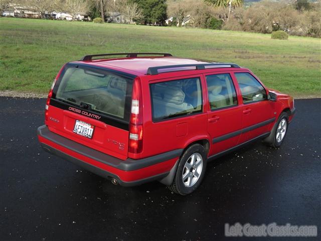 1999-volvo-v70-xc-cross-country-028.jpg