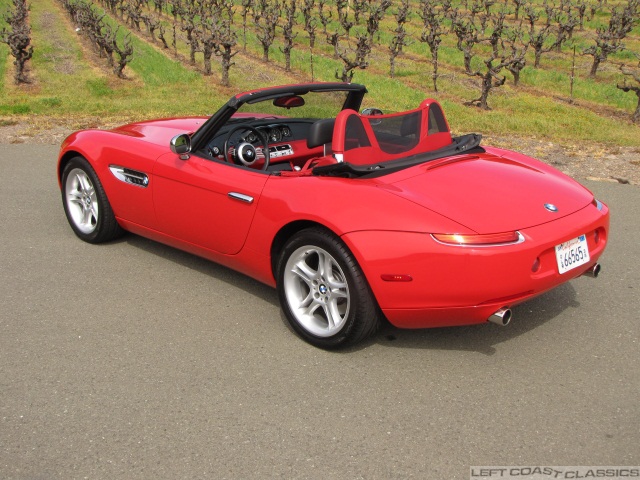 2002-bmw-z8-015.jpg