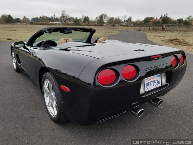 2002-corvette-c5-convertible-031.jpg