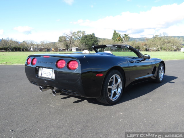 2002-corvette-c5-convertible-037.jpg