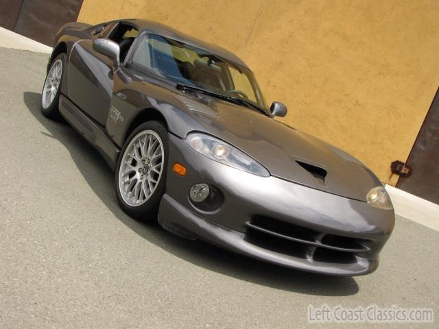 2002-dodge-viper-gts-acr-032.jpg