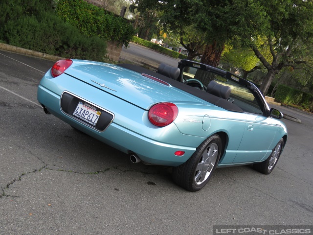 2002-ford-thunderbird-027.jpg