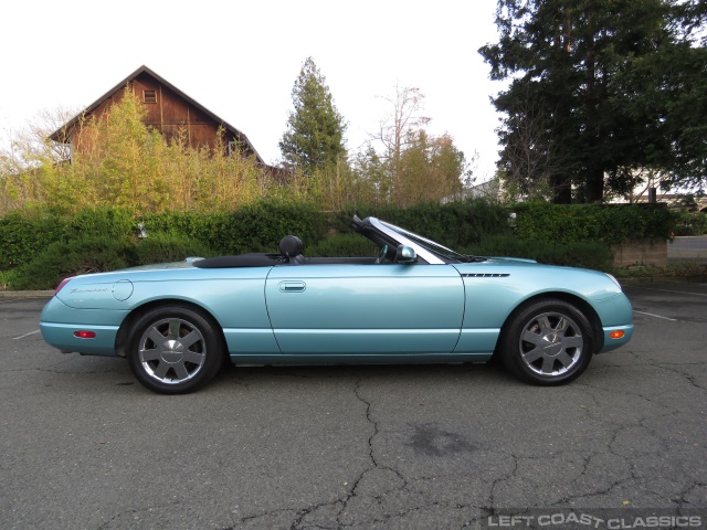 2002-ford-thunderbird-032.jpg