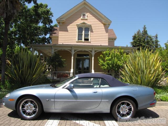 2002-jaguar-xk8-convertible-869.jpg