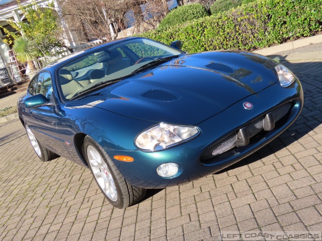 2002-jaguar-xkr-036.jpg