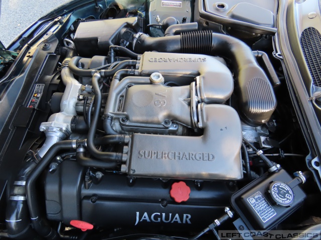 2002-jaguar-xkr-159.jpg