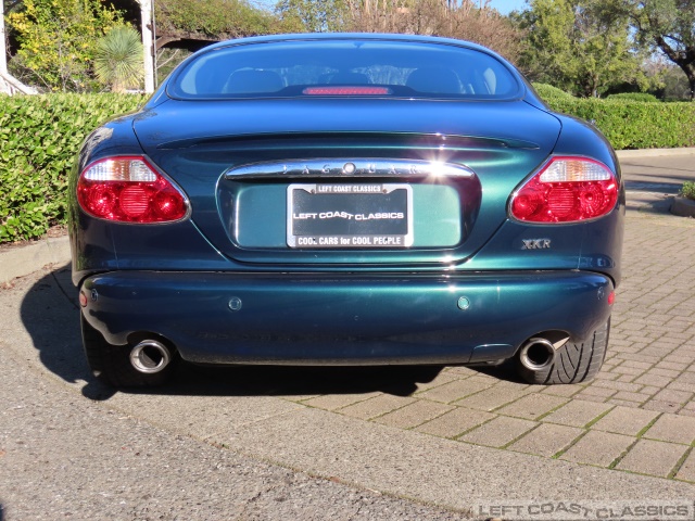 2002-jaguar-xkr-203.jpg