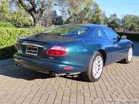 2002-jaguar-xkr-023