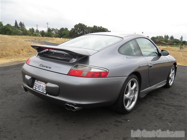 2002-porsche-911-coupe-024.jpg