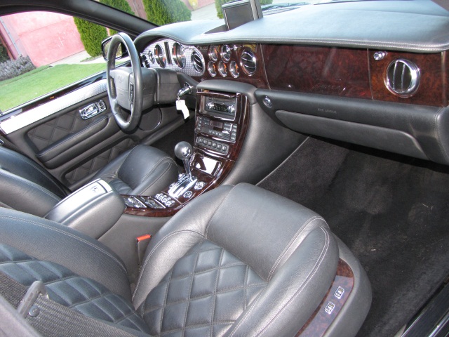 2003-bentley-arnage-turbo-090.jpg