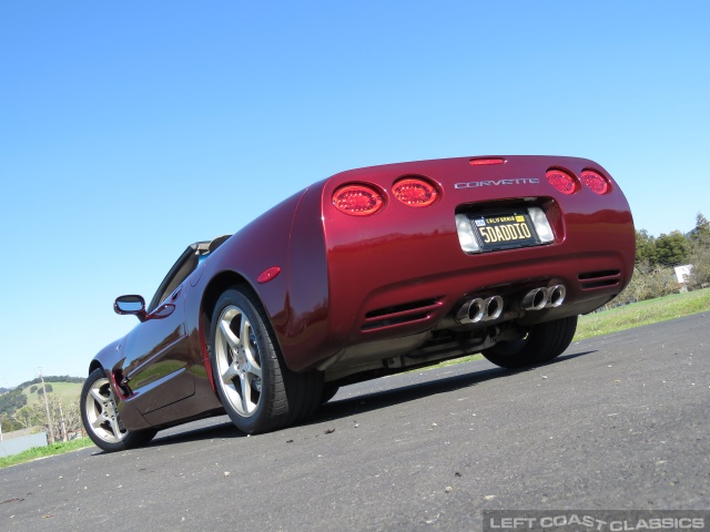 2003-corvette-c5-50th-anniversary-011.jpg