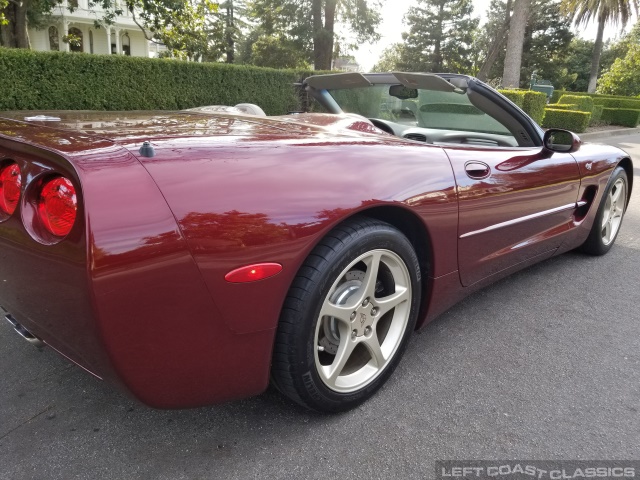 2003-corvette-c5-50th-anniversary-061.jpg