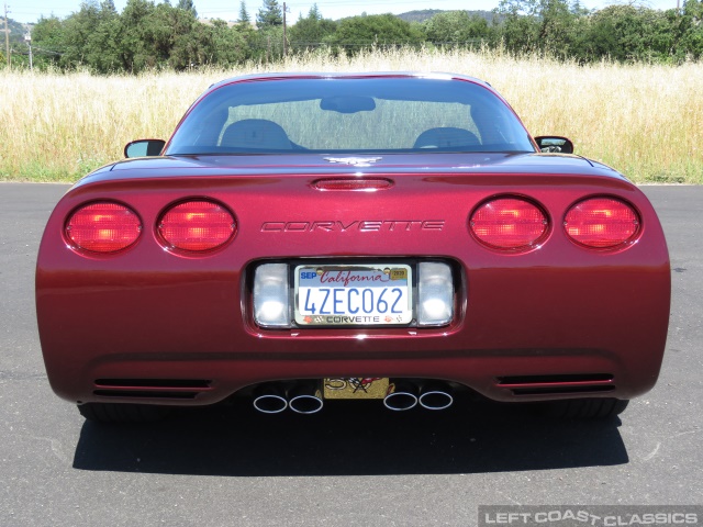 2003-chevy-corvette-c5-coupe-011.jpg