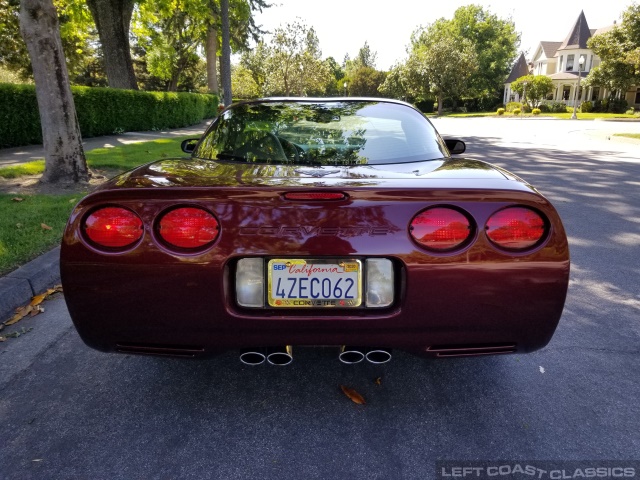 2003-chevy-corvette-c5-coupe-124.jpg