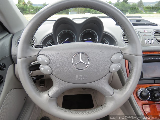 2003-mercedes-500sl-109.jpg