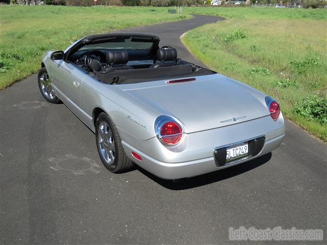 2004-ford-thunderbird-024.jpg