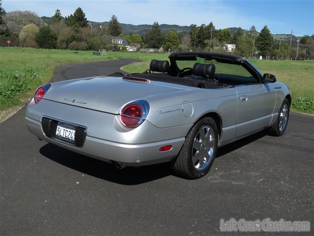 2004-ford-thunderbird-036.jpg