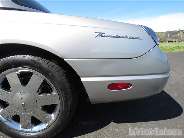 2004-ford-thunderbird-093.jpg