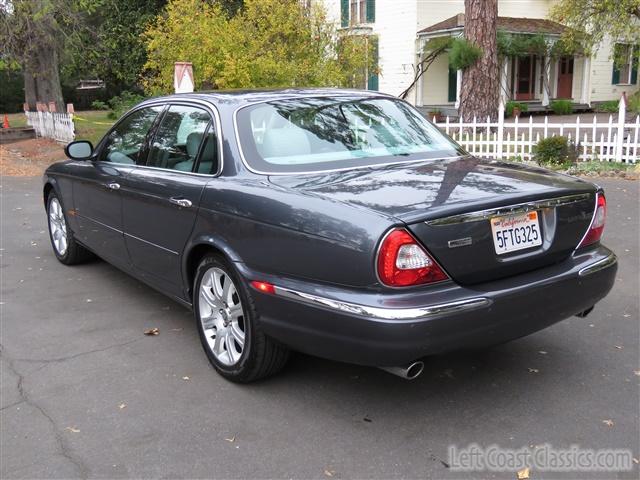 2004-jaguar-xj8-013.jpg