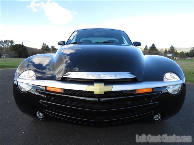 2005-chevrolet-ssr-001.jpg