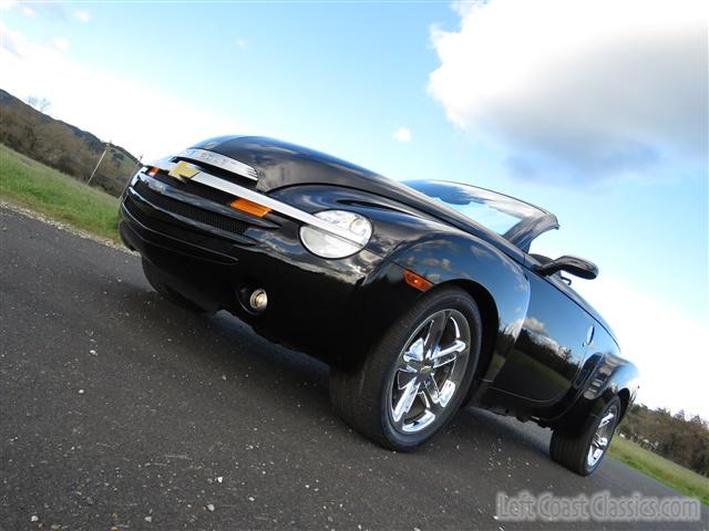 2005-chevrolet-ssr-181.jpg