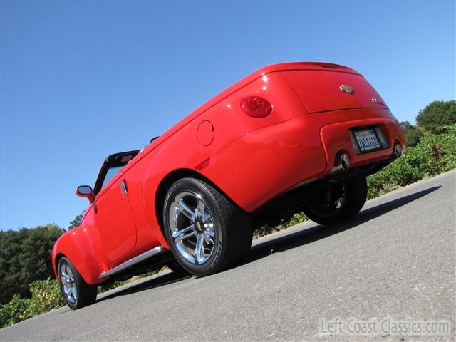 2005-chevy-ssr-010.jpg