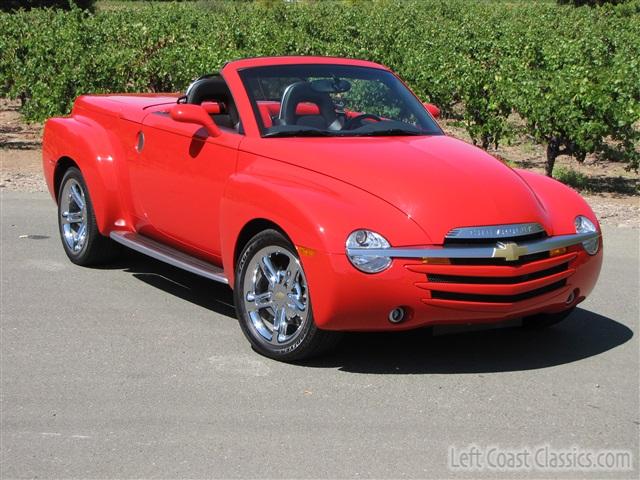 2005-chevy-ssr-028.jpg