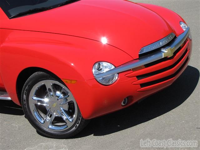 2005-chevy-ssr-052.jpg