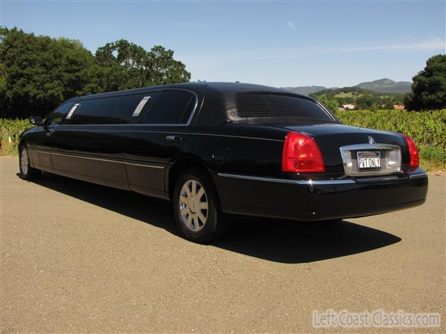 2005-lincoln-krystal-koach-limousine-008.jpg