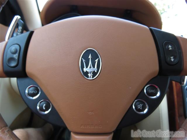 2005-maserati-quattroporte-081.jpg