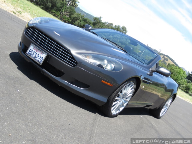 2006-aston-martin-db9-003.jpg