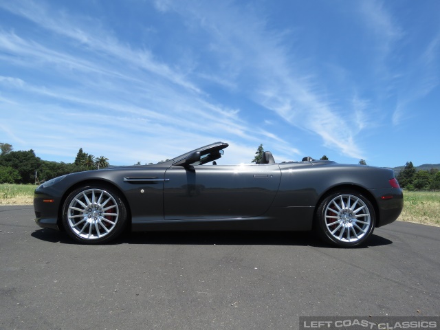 2006-aston-martin-db9-149.jpg