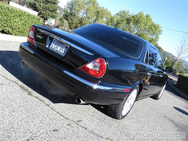 2006-jaguar-xj8l-black-025.jpg