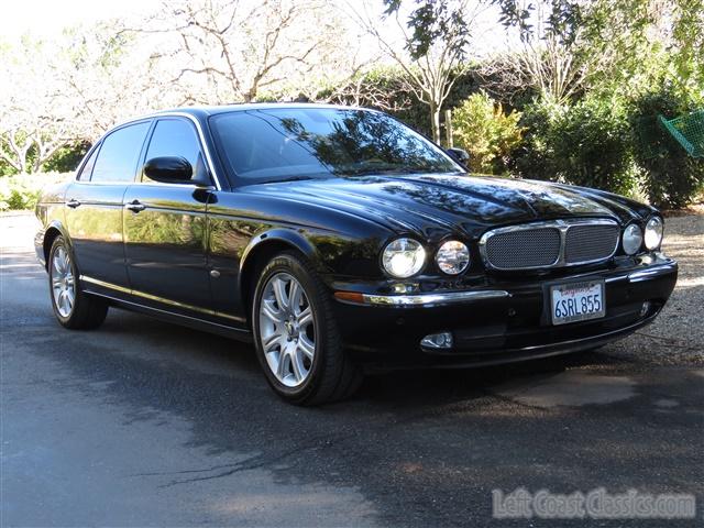 2006-jaguar-xj8l-black-034.jpg