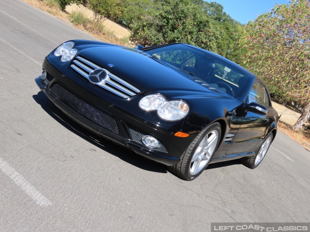 2008-mercedes-benz-sl550-003.jpg