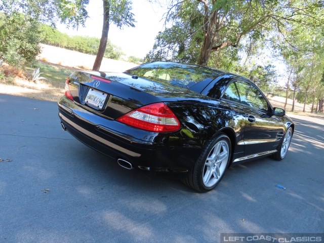 2008-mercedes-benz-sl550-017.jpg