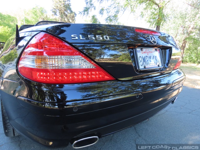 2008-mercedes-benz-sl550-026.jpg