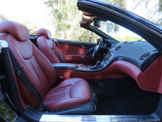 2008-mercedes-benz-sl550-083.jpg