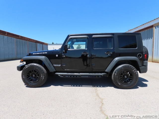 2009-jeep-wrangler-rubicon-007.jpg