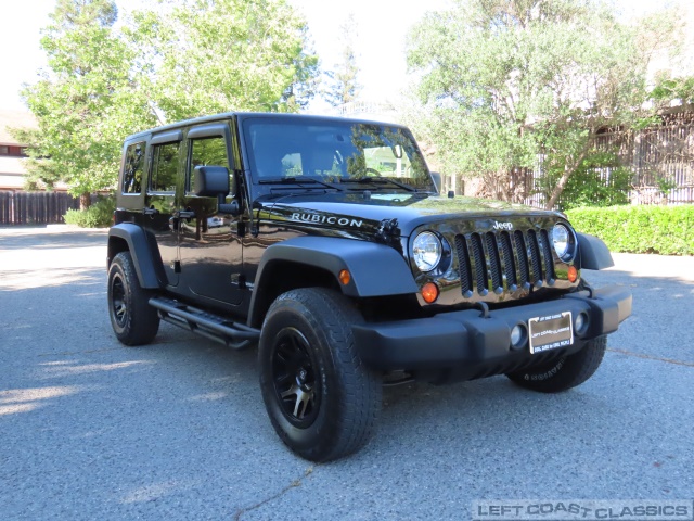 2009-jeep-wrangler-rubicon-023.jpg