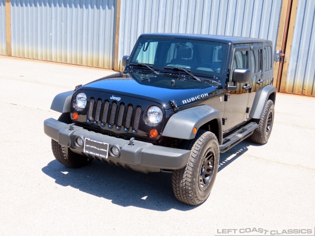 2009-jeep-wrangler-rubicon-141.jpg