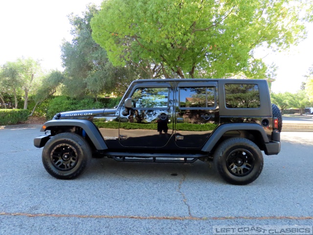 2009-jeep-wrangler-rubicon-142.jpg