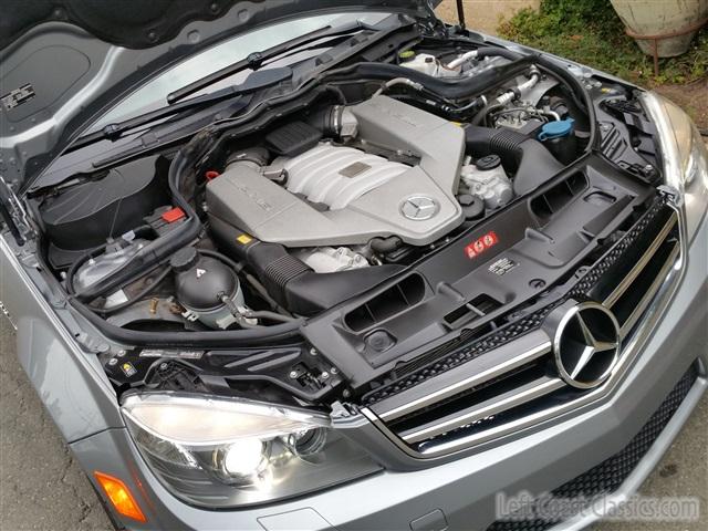 2009-mercedes-amg-c63-103.jpg