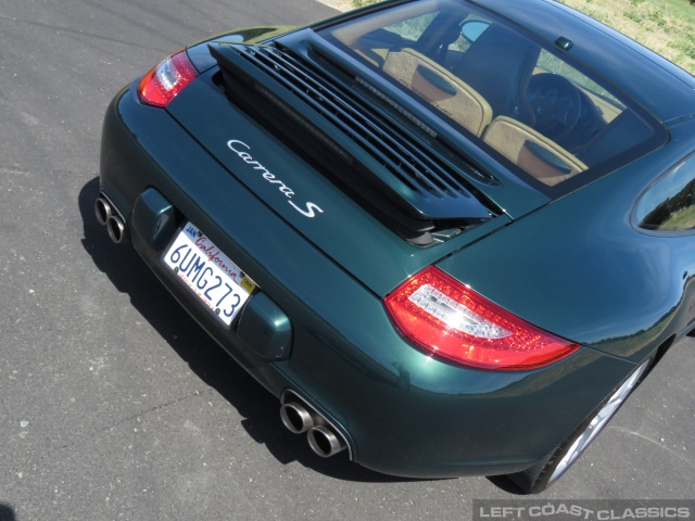 2009-porsche-911-carrera-s-077.jpg