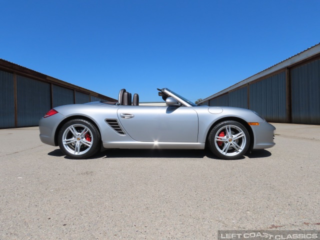 2010-porsche-boxster-s-026.jpg